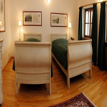 Hotel Rezidence Lundborg Prag Zimmer foto